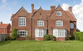 St Peters Court